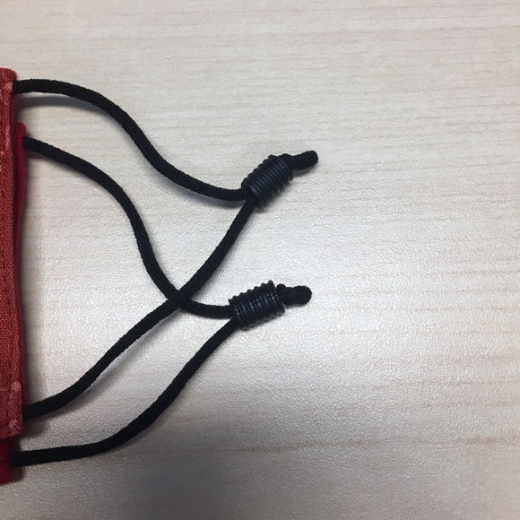 Upgrades: Adjustable Cord Elastics (for 2nd mask) - Picture 1 of 3